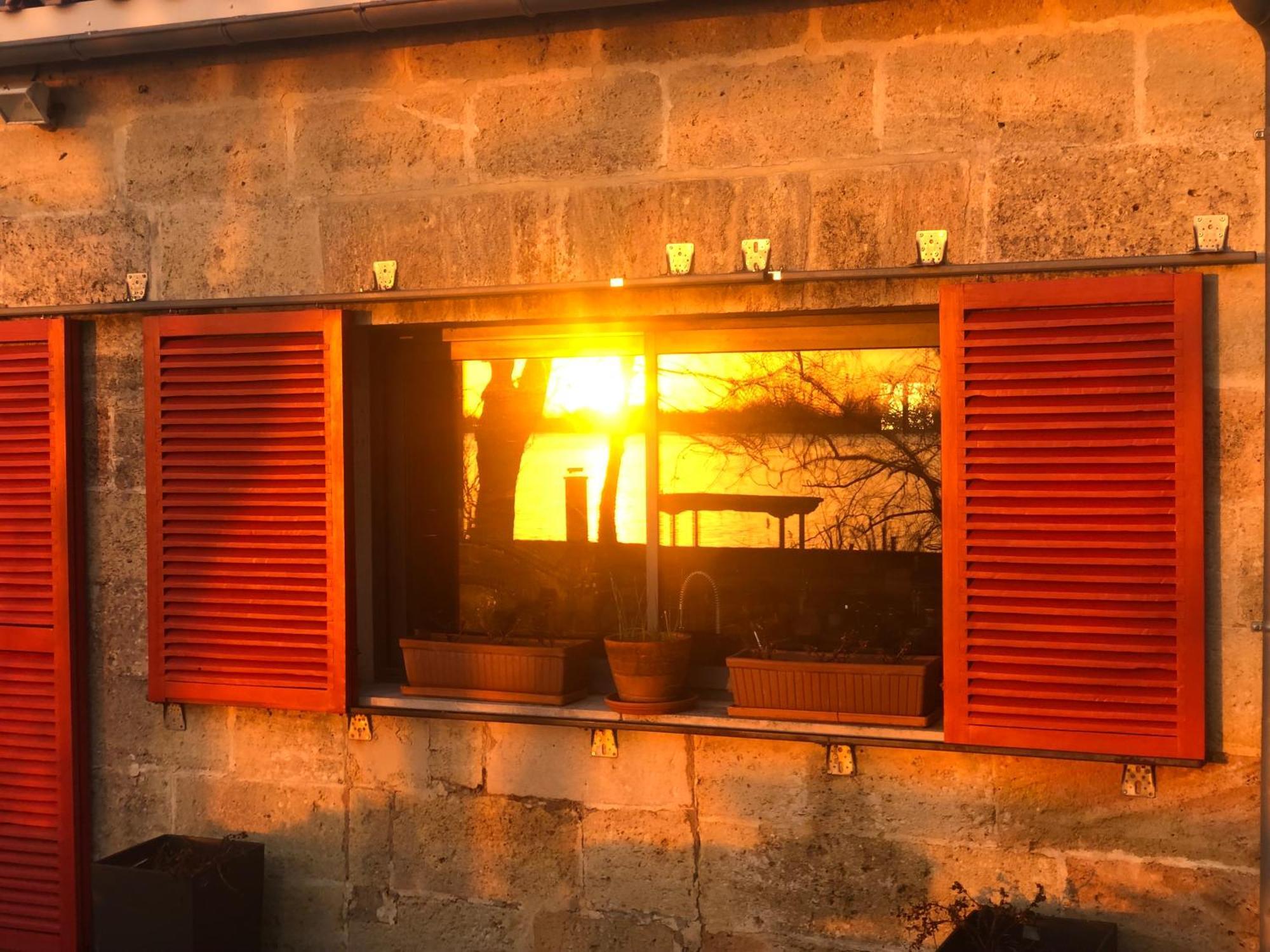 فيلا Les Rives De Port Neuf Saint-André-de-Cubzac المظهر الخارجي الصورة